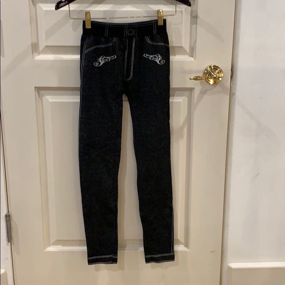 Gray leggings. New with tag